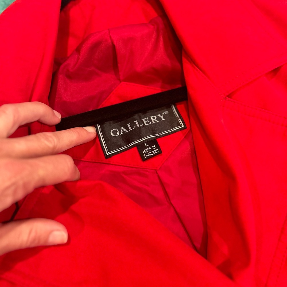 90s Cherry Red Jacket - Picture 8 of 16